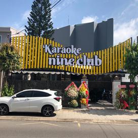Khach hang Karaoke Nine Club